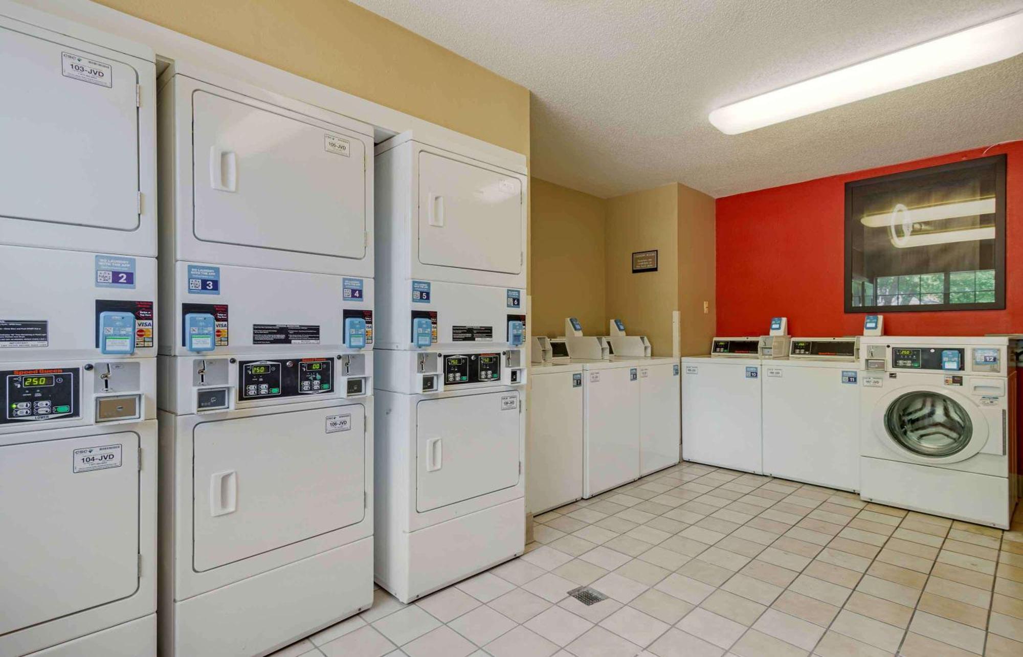 Extended Stay America Select Suites - Atlanta - Cumberland Mall Smyrna Exteriör bild