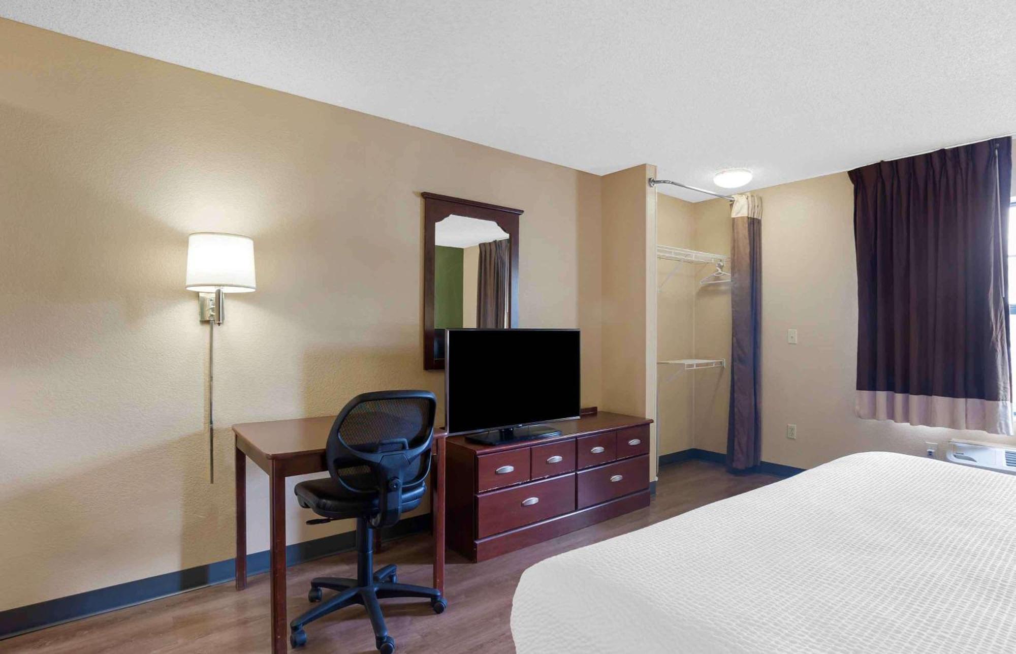 Extended Stay America Select Suites - Atlanta - Cumberland Mall Smyrna Exteriör bild