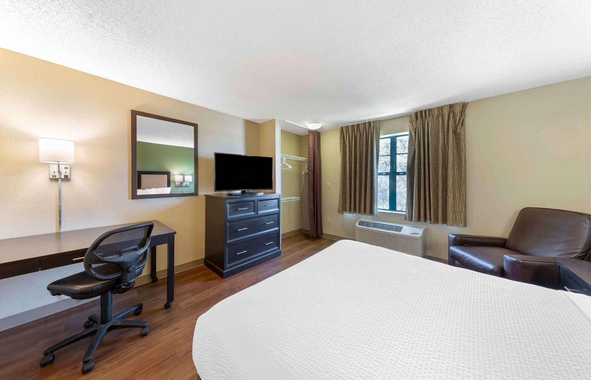 Extended Stay America Select Suites - Atlanta - Cumberland Mall Smyrna Exteriör bild